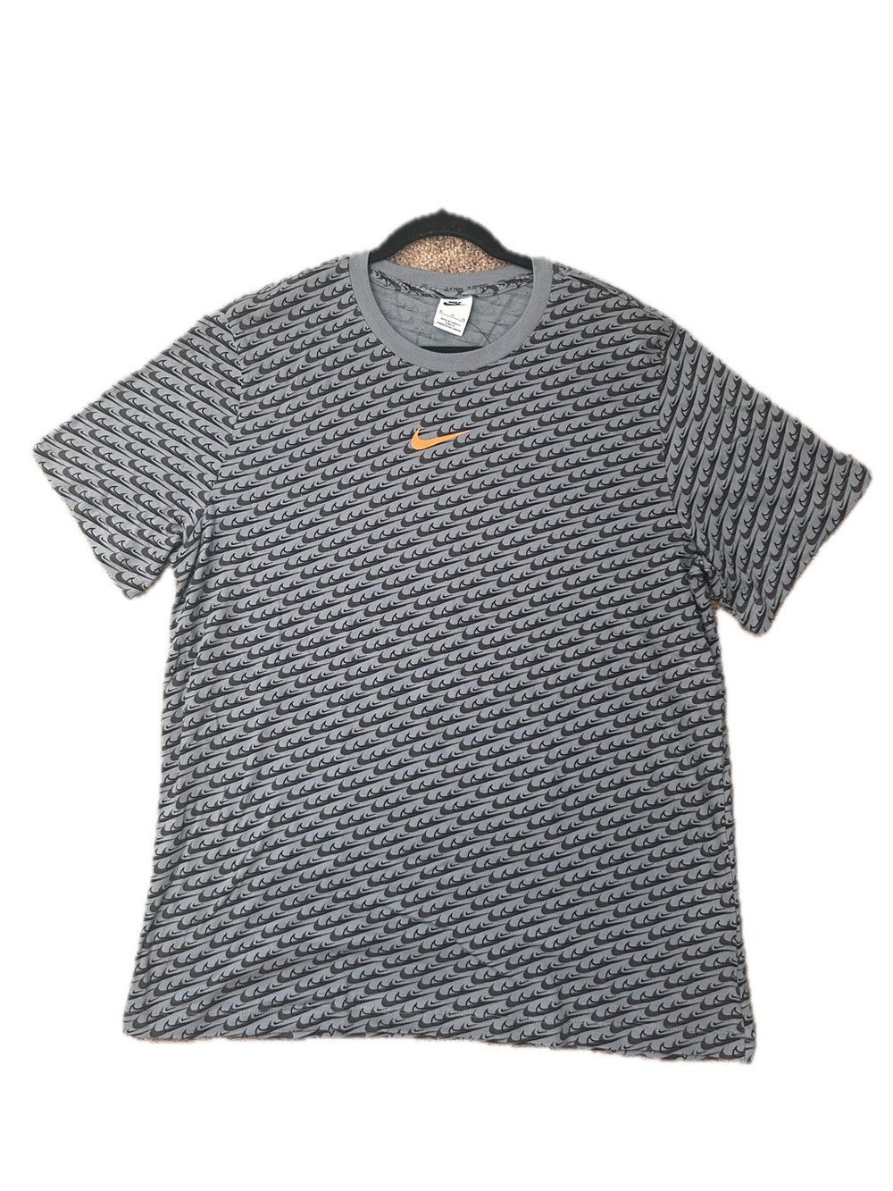 Nike Grey Short-Sleeve Tee with Orange Swoosh All-Over Print 100% Cotton Size XL